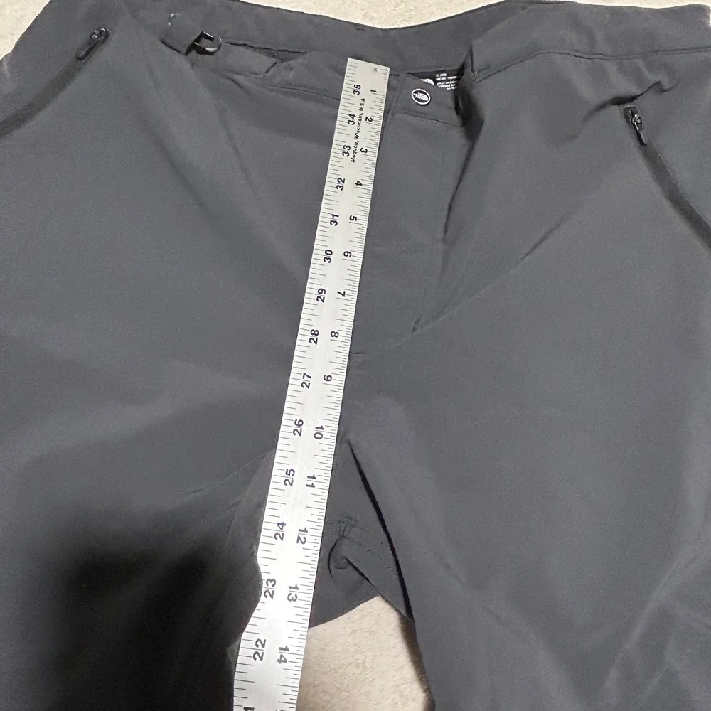 The North Face Convertible Pants Mens XL 30 Gray FlashDry-XD Hiking Outdoor